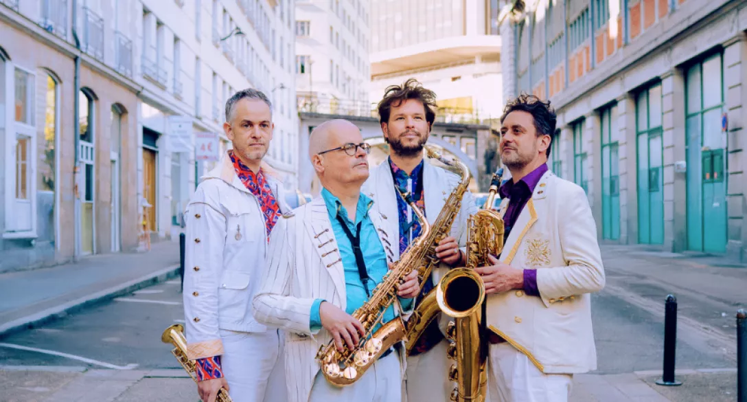 SAXEZ L'AIR QUARTET