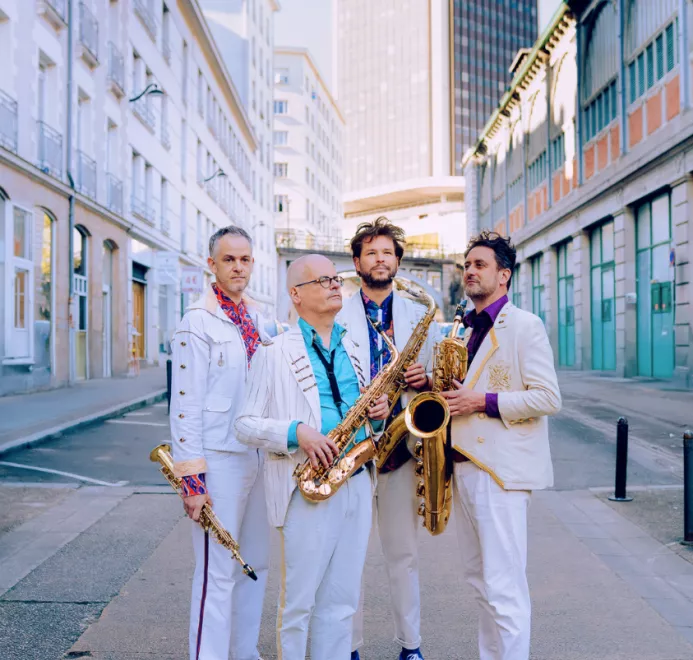 SAXEZ L'AIR QUARTET