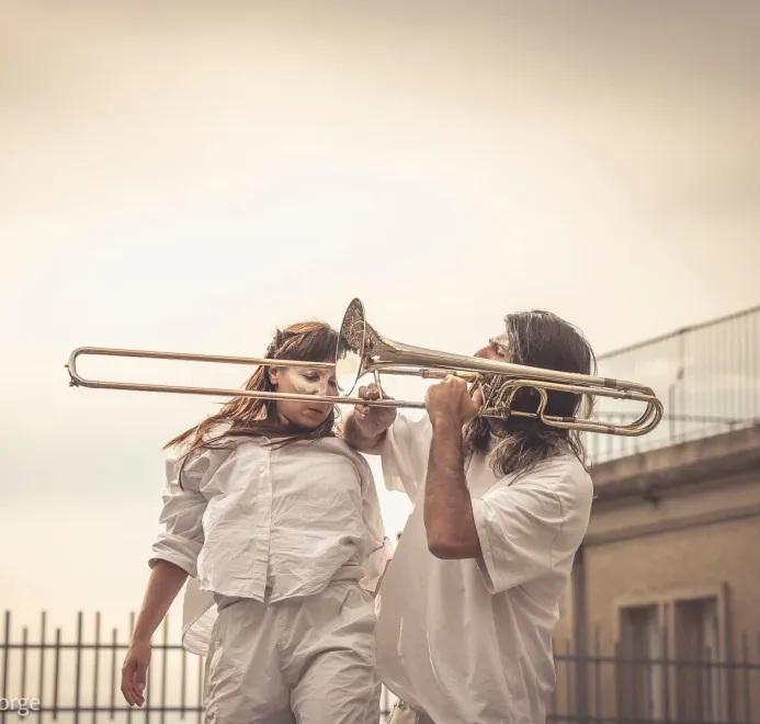 Collab’ : CLAIRE LAMOTHE & ROBINSON KHOURY, Tiens