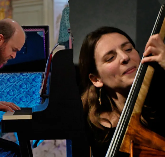 COLLAB' : BACH IN THE DAYS